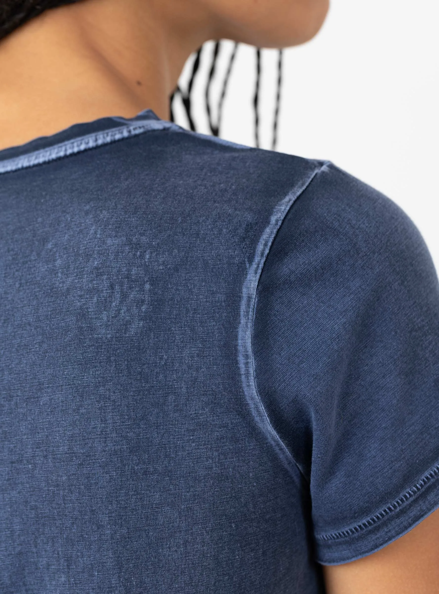 Bias Baby Tee Indigo