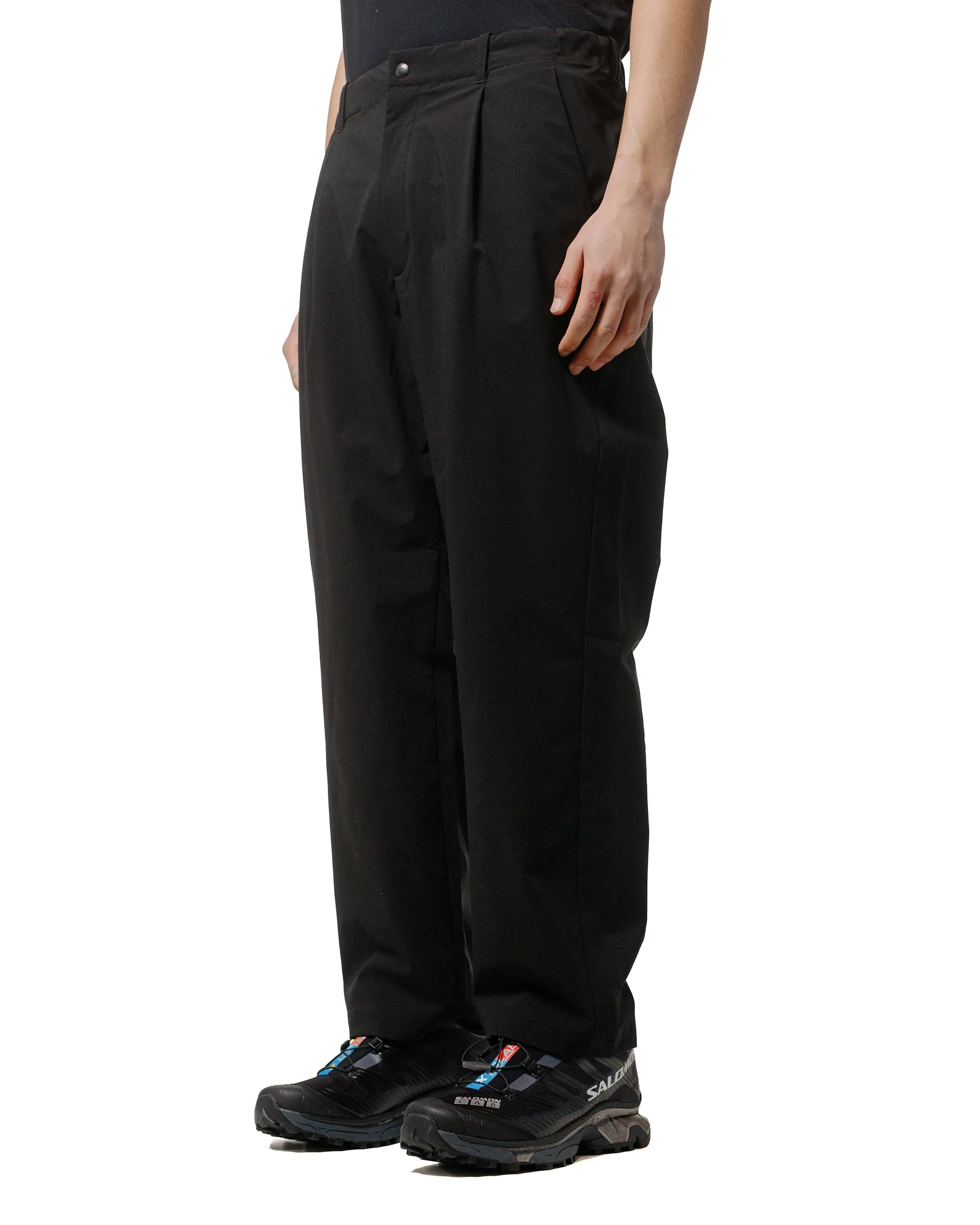 Goldwin One Tuck Tapered Light Pants Black
