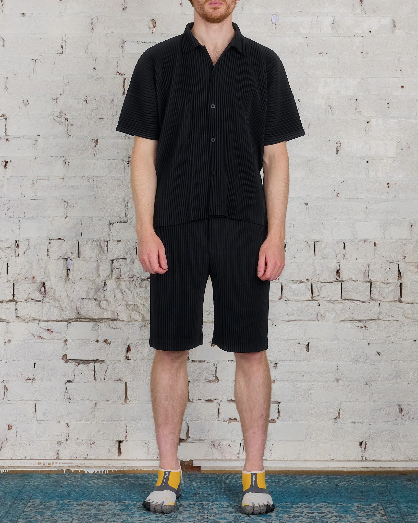HOMME PLISS ISSEY MIYAKE Pleated July Button Shirt Black