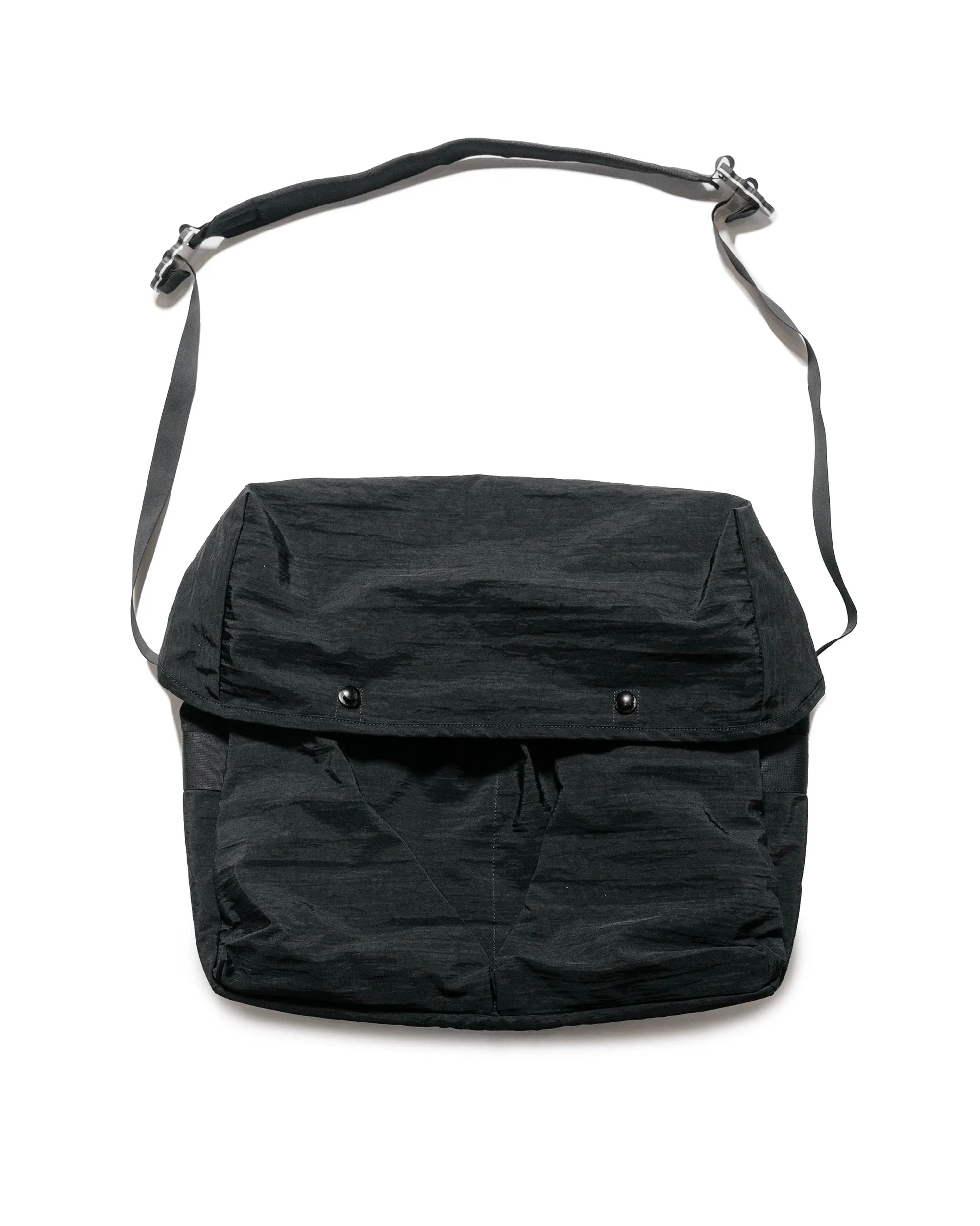MAN-TLE R0 Gear-2 Black Nylon Messenger