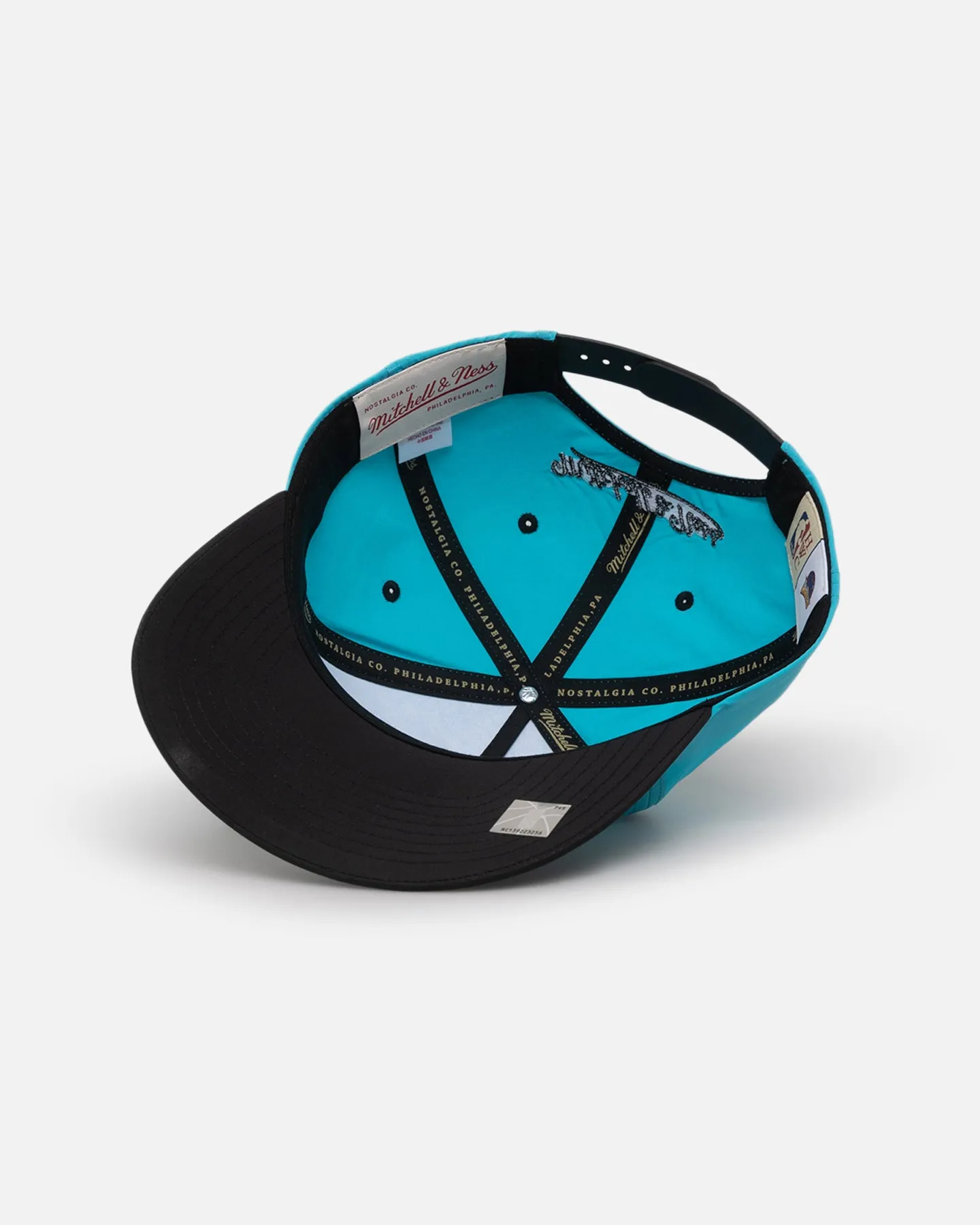 Mitchell & Ness Golden State Warriors Nylon Deadstock 2-Tone Snapback Neon Blue/Black
