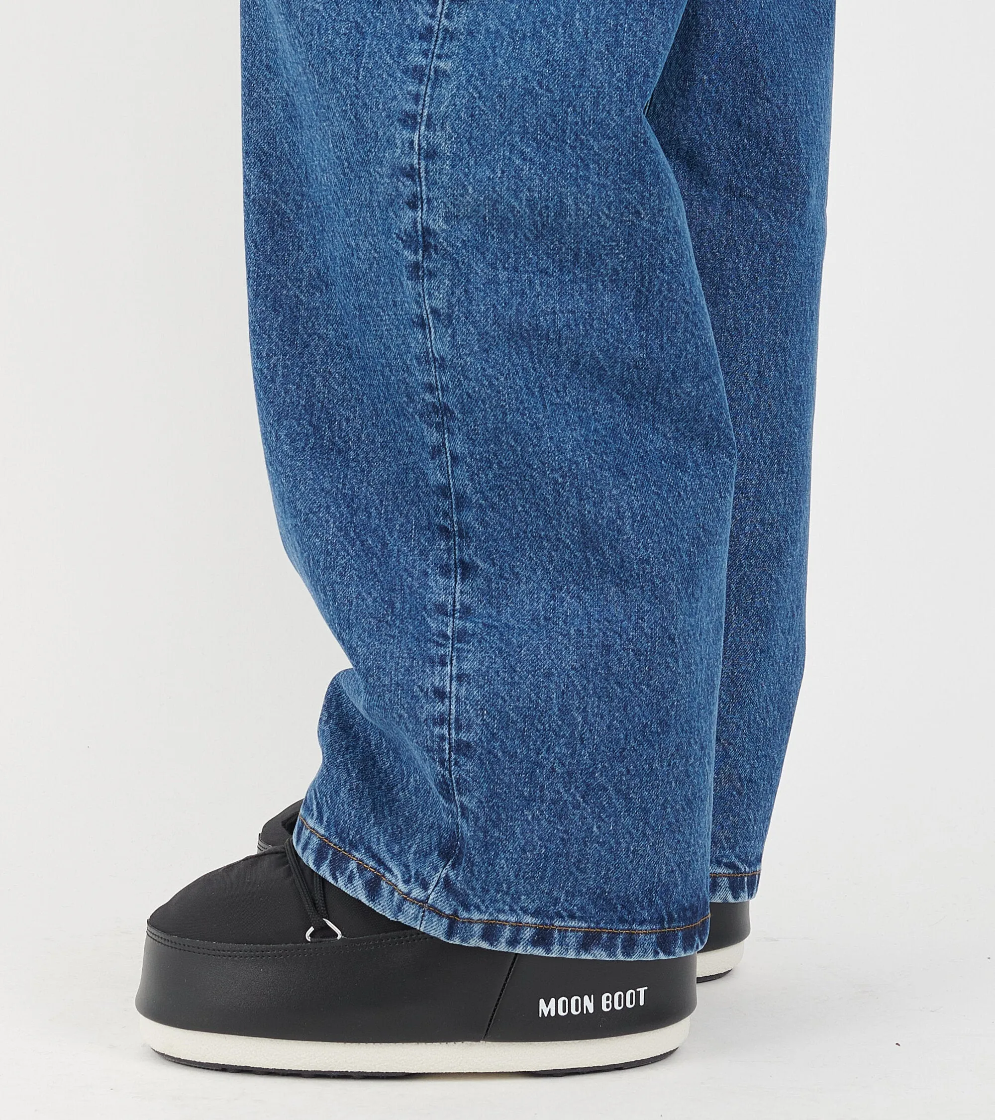 Moon Boot Icon Low Nylon Black