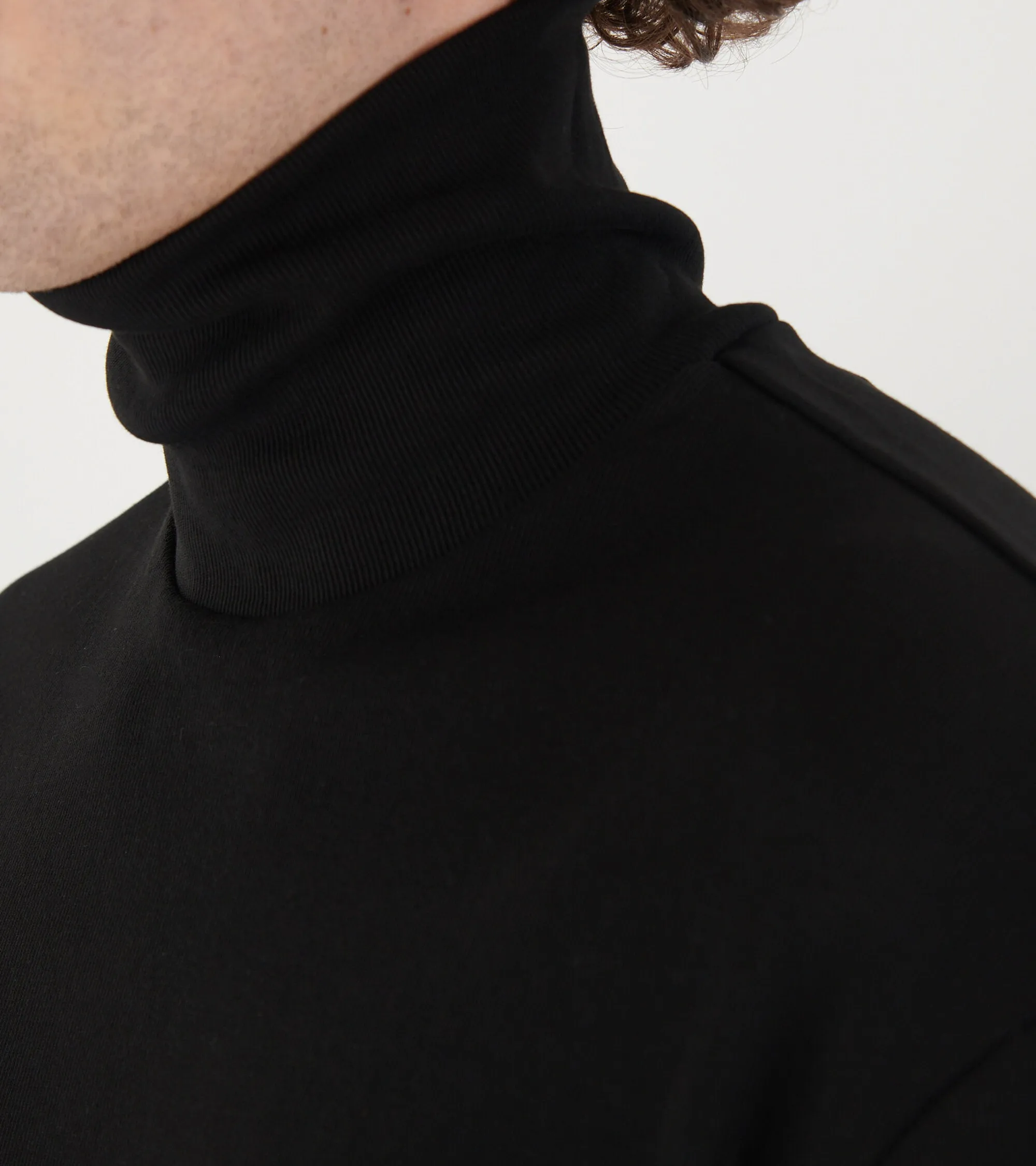 Slim Fit Turtle Neck T-shirt Black