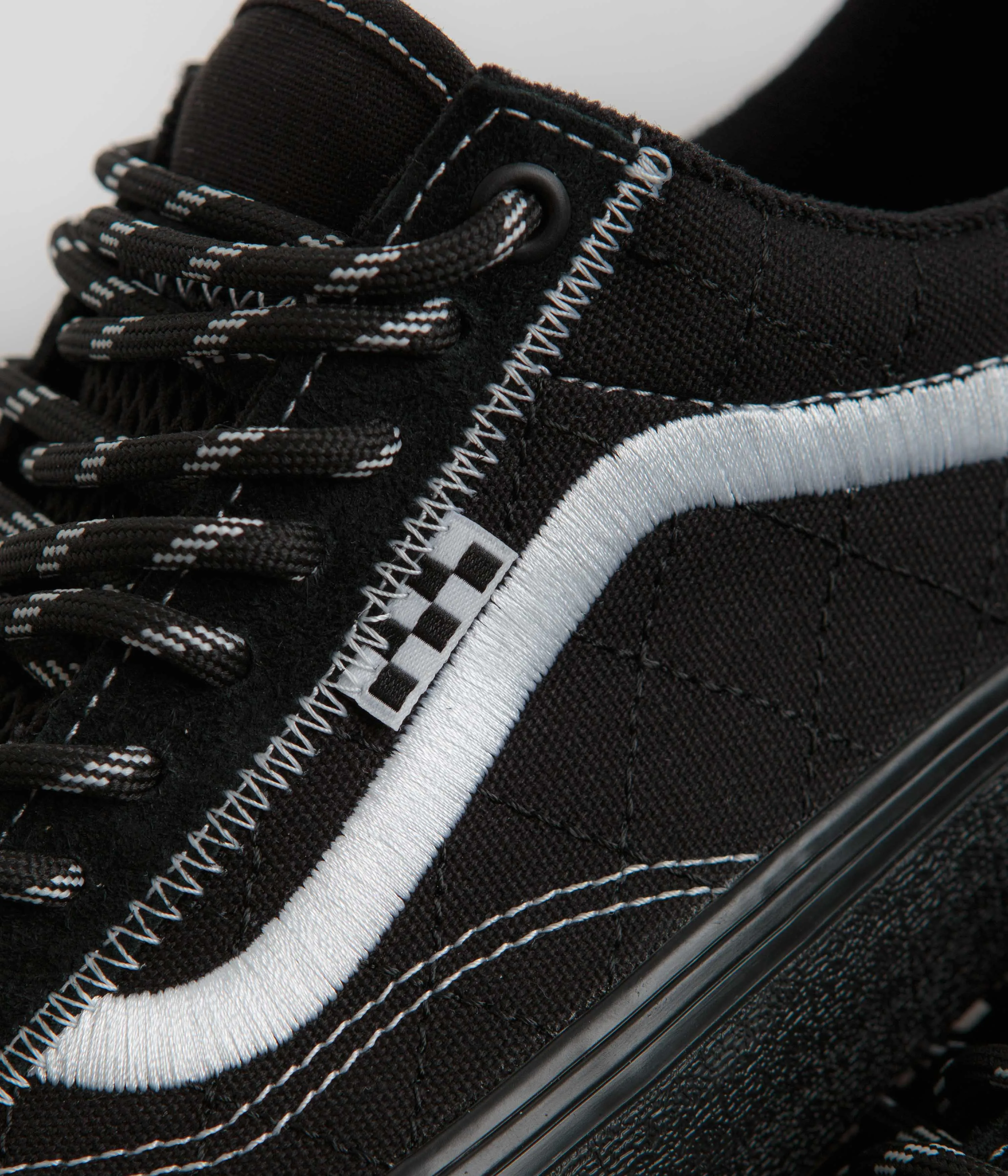 Vans Skate Old Skool Shoes - (Doobie) Black / Black